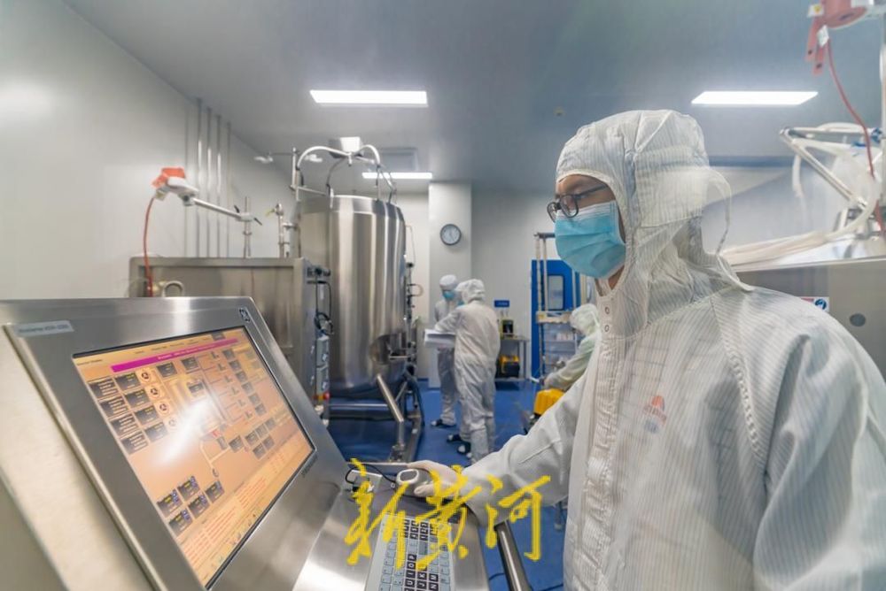 财报越亏, 市值越高? 手握1500亿市值, 四川新首富坐在亏损火山口