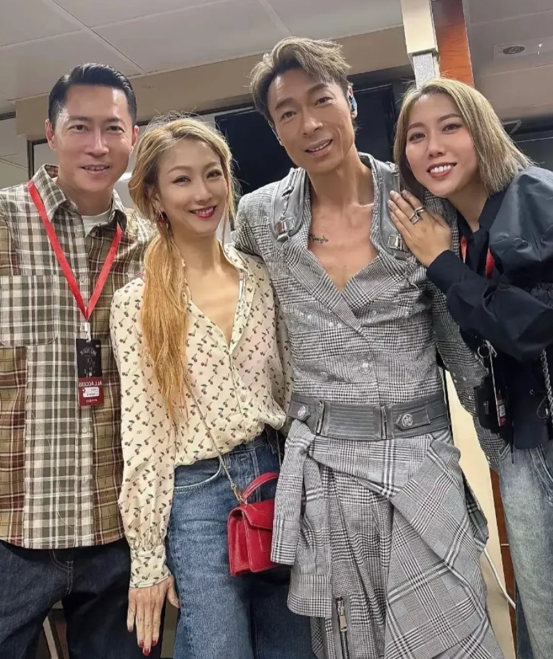 郑秀文医美，到差点不认识了