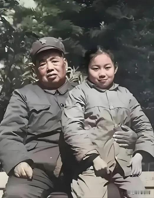 🍁1967年，开国中将陶勇将军骤然离世，遗体在水井中被发现。时隔不久，妻