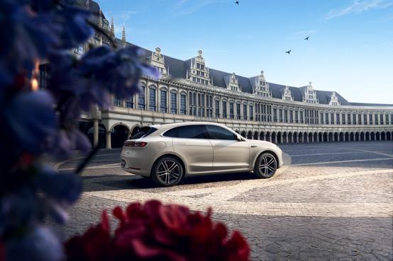 从心动到行动，问界新M5Ultra的颜值如何征服了我这两天问界M5刚好发布四