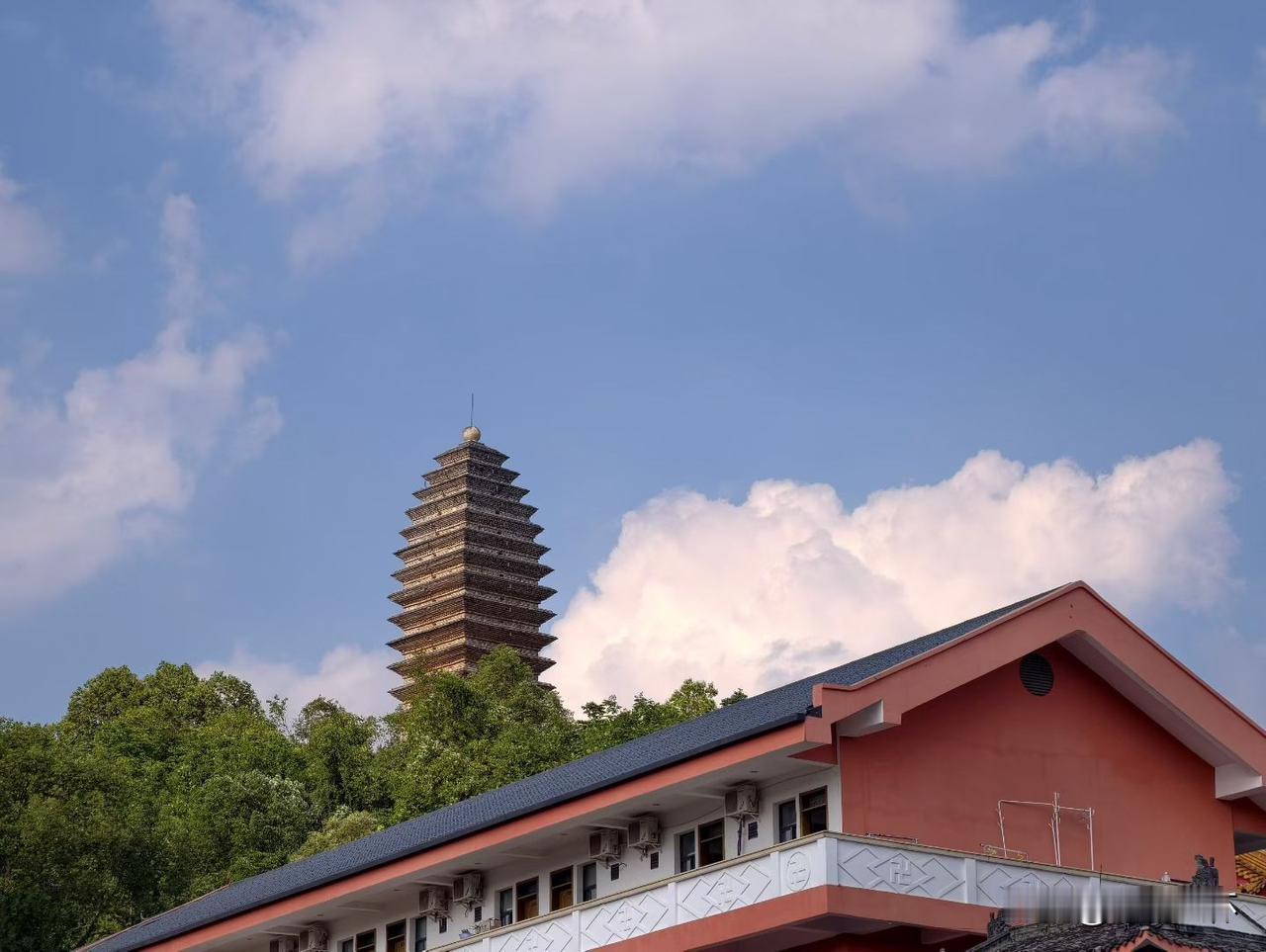 到天府机场坐飞机，我硬是坐出了出国的感觉前几天，我要去西安办点事。出门前查了