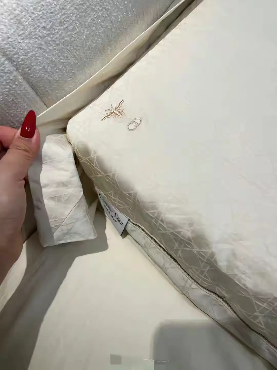 这是什么牌子的，值1W多