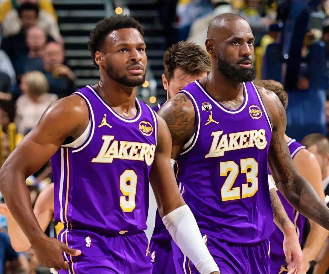 父子情深！詹姆斯不仅自己走，还想要下家把布朗尼也交易来！据ESPN记者Dav