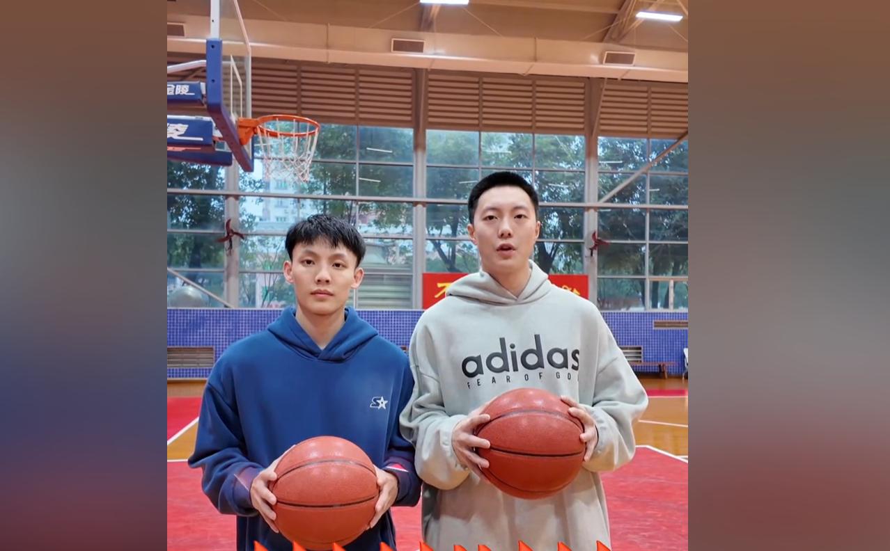 胡明轩措手不及！7月29日下午，围绕广东男篮夏训的一条消息很快引发讨论：西班