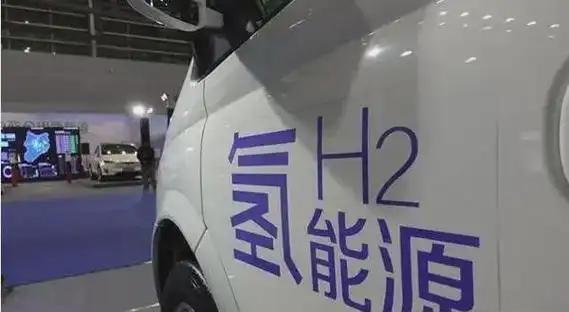 什么阻止了氢气成为汽车内燃机燃料？这么说吧，氢气这玩意儿就像个脾气暴躁的邻居—