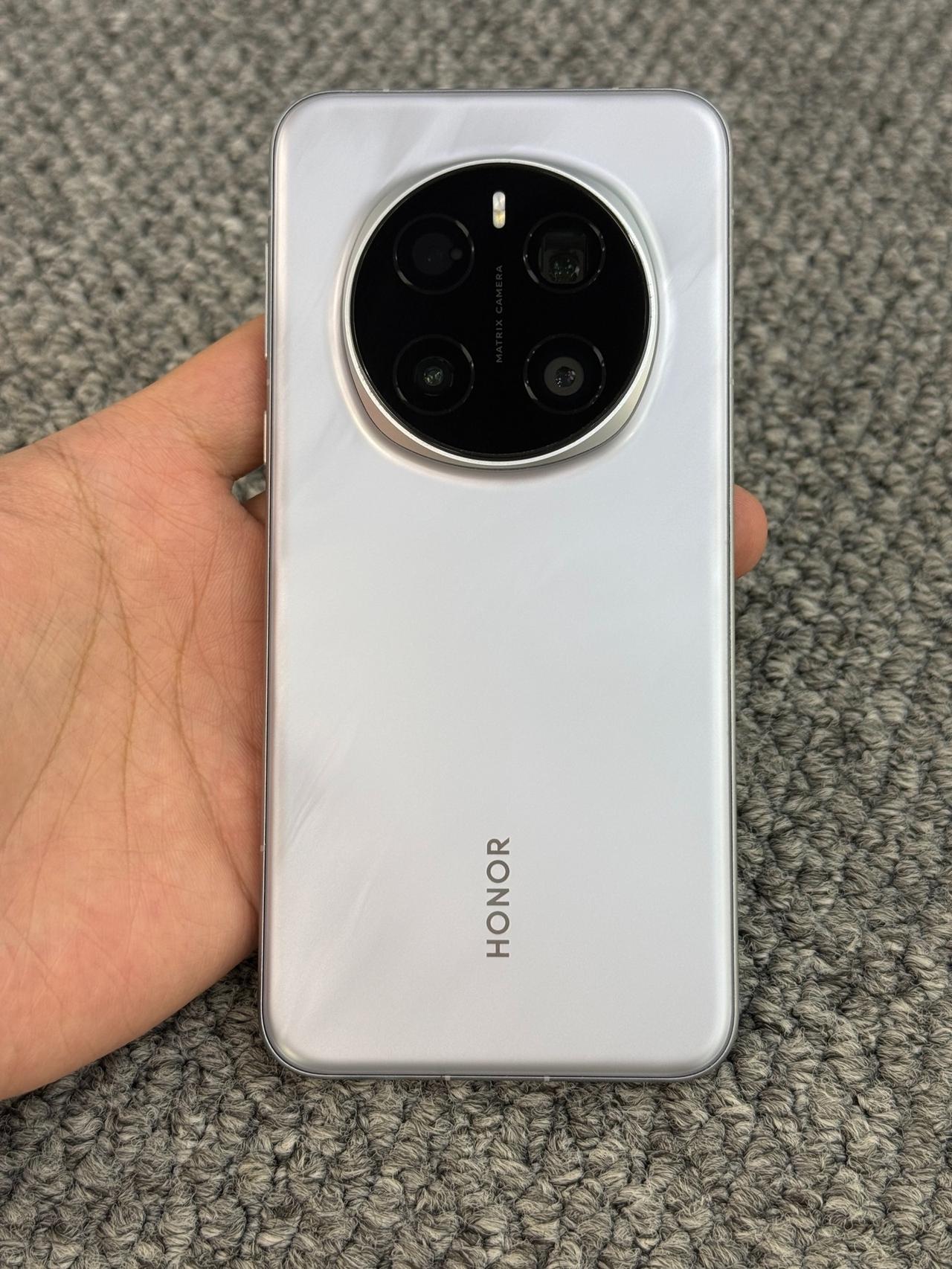  谁懂啊！荣耀Magic7Pro更完MagicOS10.110直接像变了个机