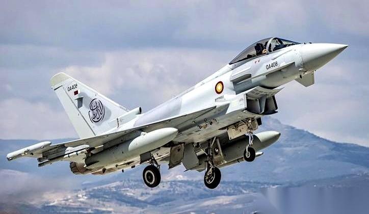 卡塔尔这帮土豪,最近干了件特有意思的事儿。刚到手3年的24架“台风”战斗机,还