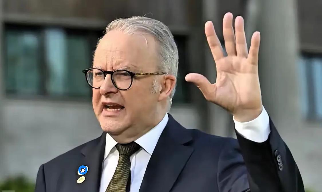 这澳洲人办起事来，真是让人大开眼界。前几天还在嚷嚷着要收回达尔文港，这头紧接着