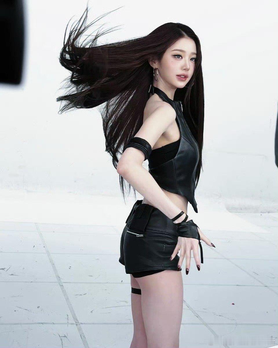 张元英BANGBANG直拍真的太美了，简直是建模来的