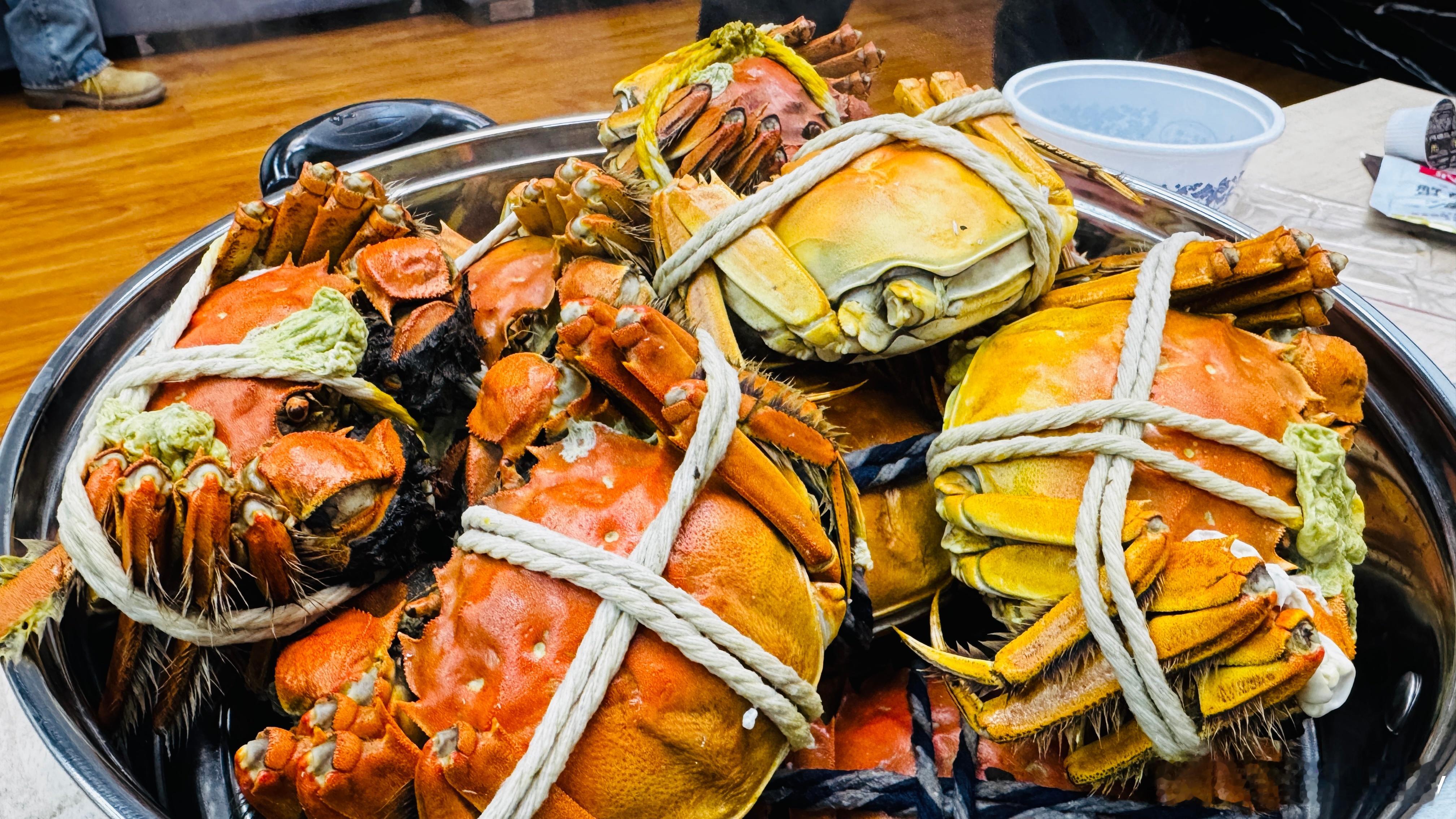 不说了，就算痛风我也要吃爽[捂眼睛][捂眼睛][捂眼睛]​​​