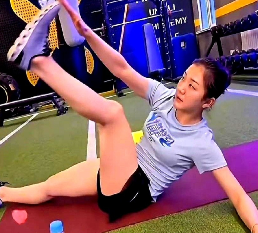 大家发现了嘛，陈梦有一个很大的问题，不是她没有世乒赛女单冠军，而是她