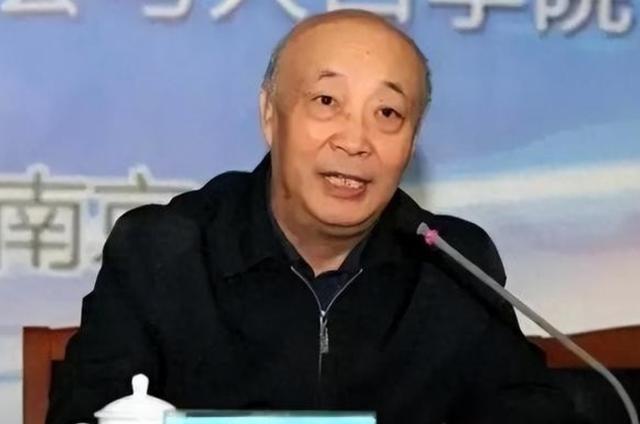打脸了？2015年，二胎政策推出，权威专家翟振武教授曾掷地表示一旦开放二胎，未来
