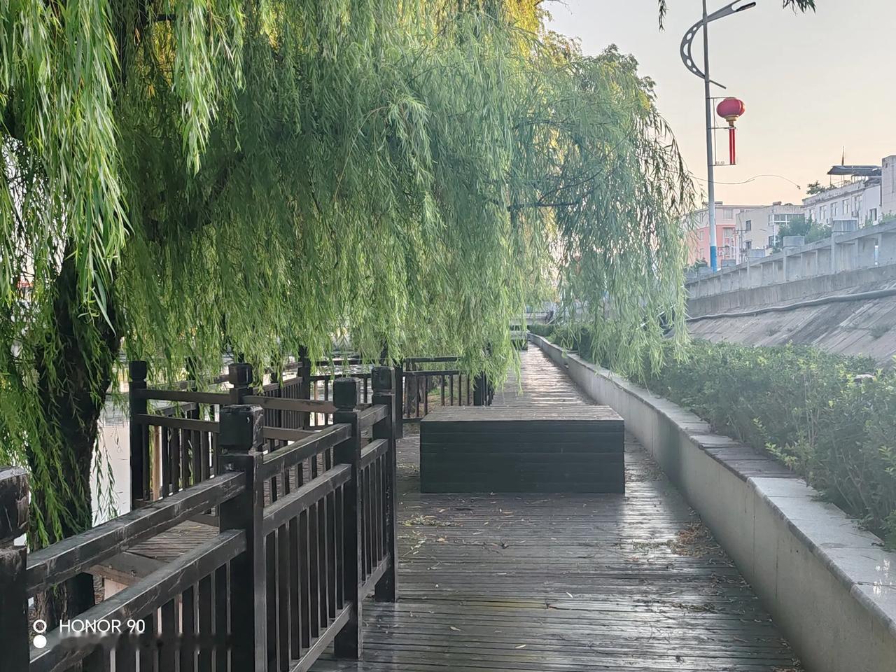 教育要解决的根本问题，值得深思。首先是观念问题。这个主要是针对教育管理
