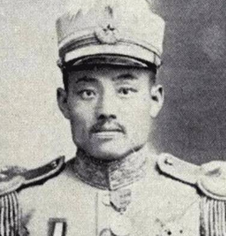 1920年3月，长沙城笼罩在军阀张敬尧的淫威之下。这个坐拥一妻十二妾的“土皇帝”