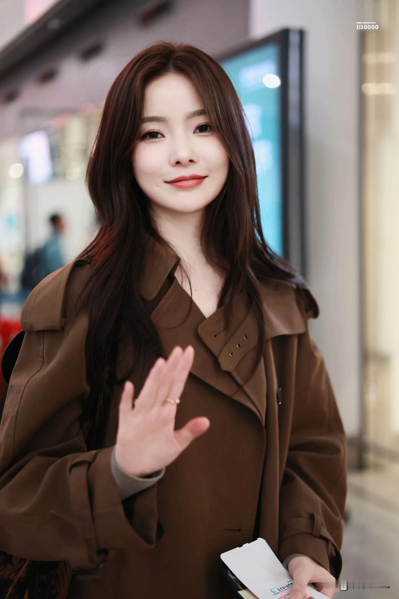 陈卓璇，好温柔的小美女