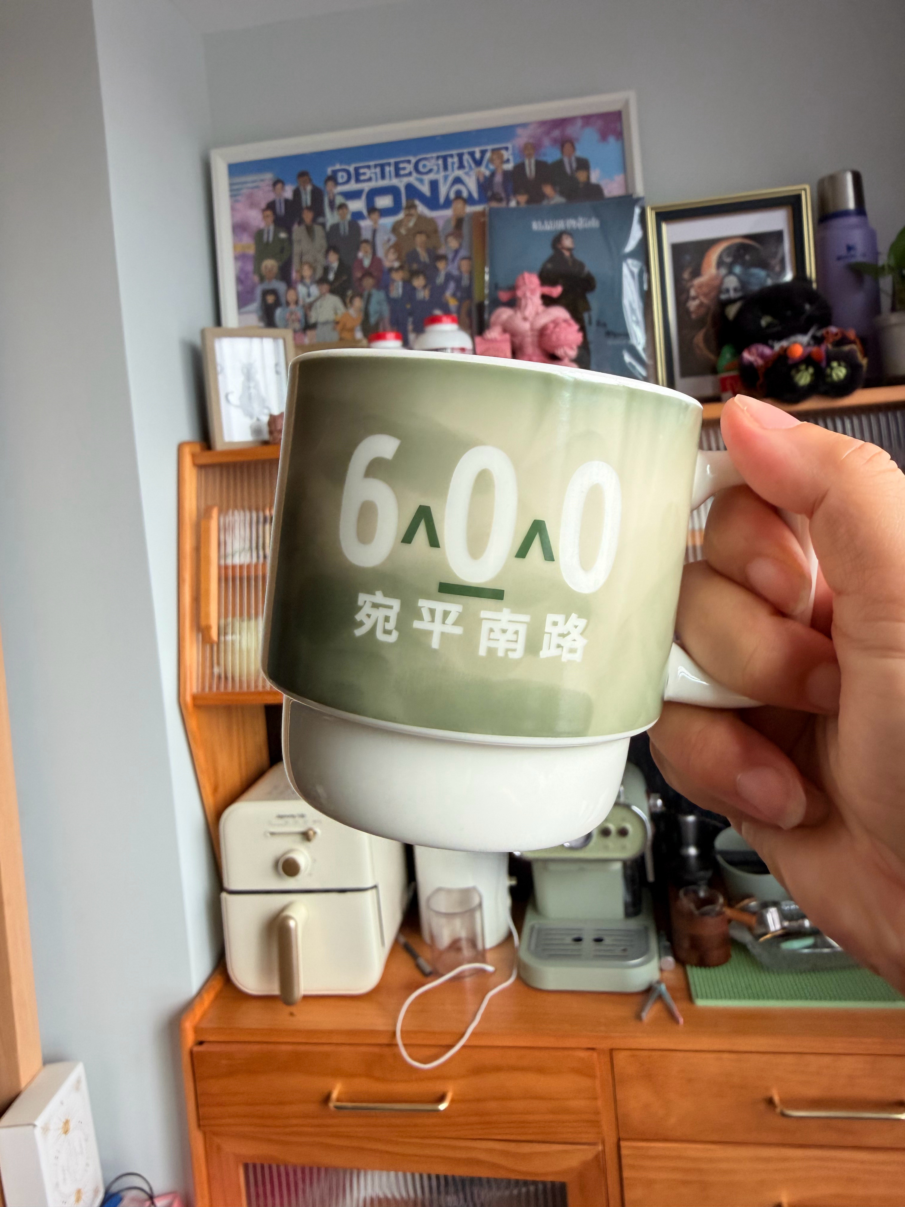 如果你的火星土星天王星冥王星落在天底虽然传统上会用月亮落座来分析原生家庭的氛围和
