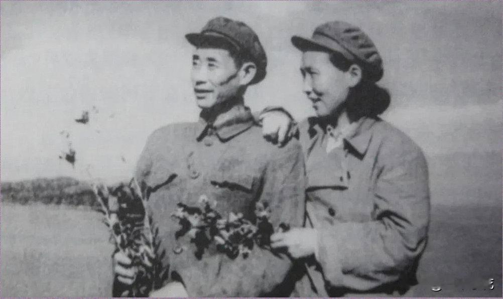 1951年，志愿军整编180师几乎全军覆没，军长韦杰被撤，上级却把一位养病的老将