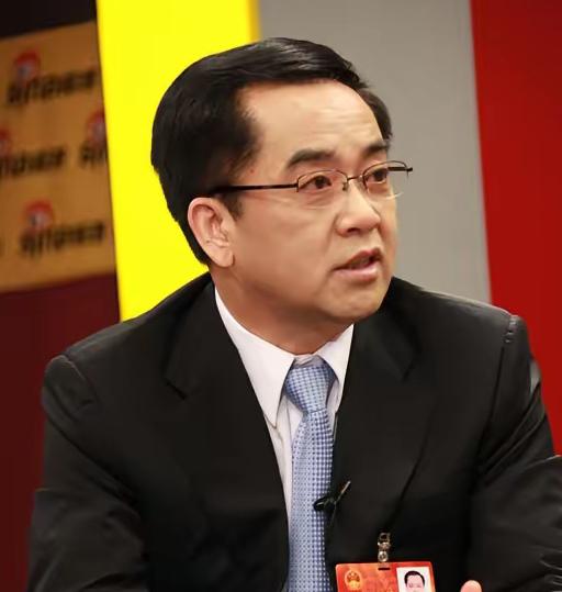 卸任10年终难逃，出来混迟早是要还的。刚刚迈入古稀之年，已经退休多年的王文权可能