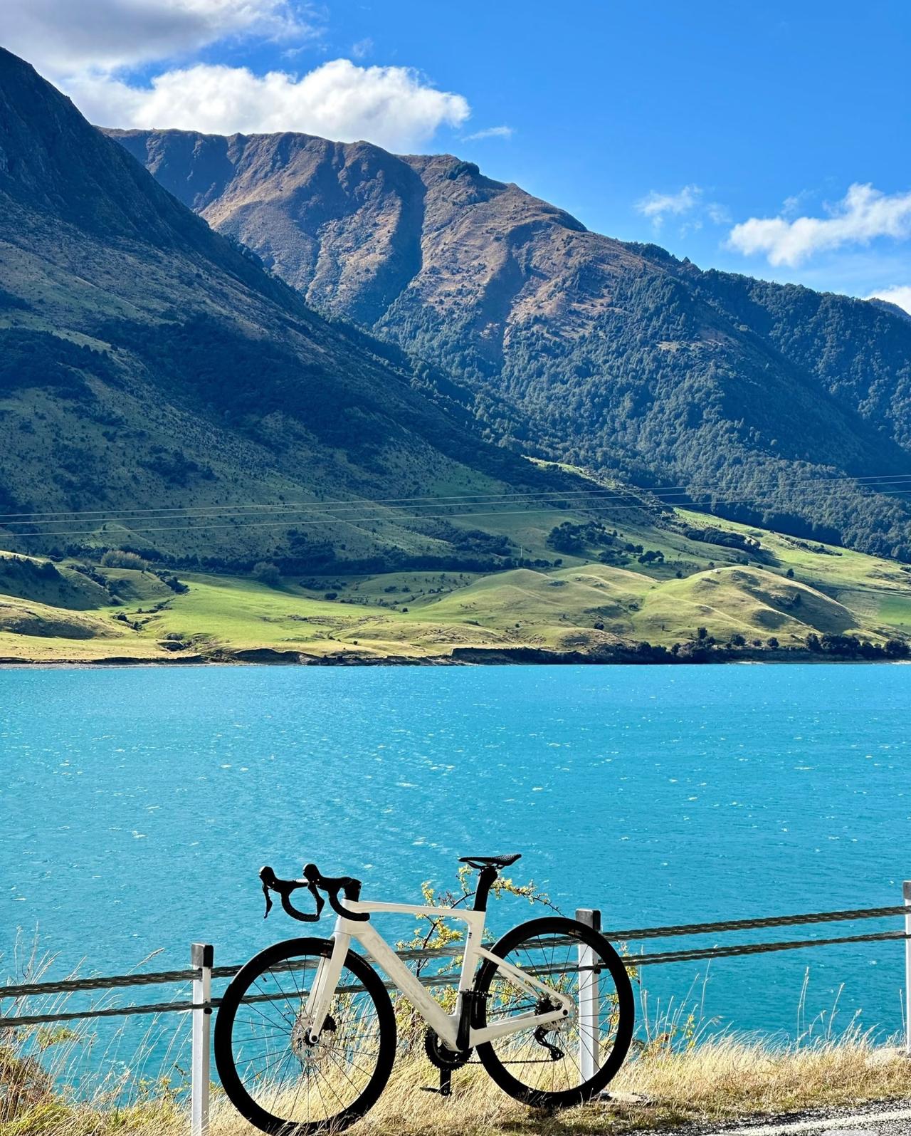 在公司待了3年，公司一直没有给涨工资。说好了完成业绩月薪涨2000也没有兑现。