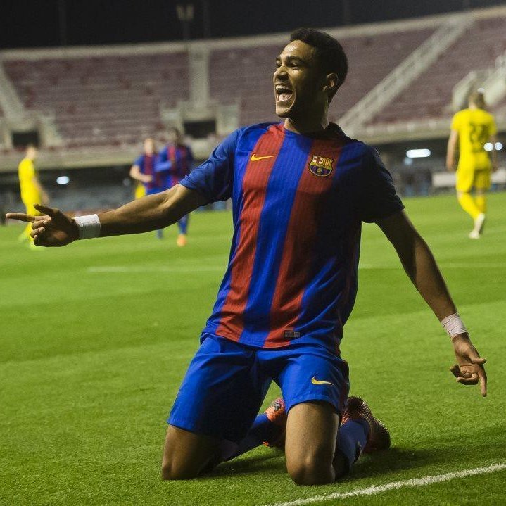 每体：姆布拉从巴塞罗那的明日之星到26岁加盟河南征战中国联赛🔄他在巴塞罗那的