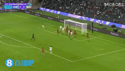 看图，中国女足与孟加拉女足的亚洲杯首战，是大人打小孩、大个打小个，但第14分钟孟