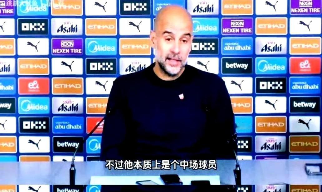 6200万买个中场，结果被扔去踢右后卫？别急着喊冤。曼城真没人了。沃克35