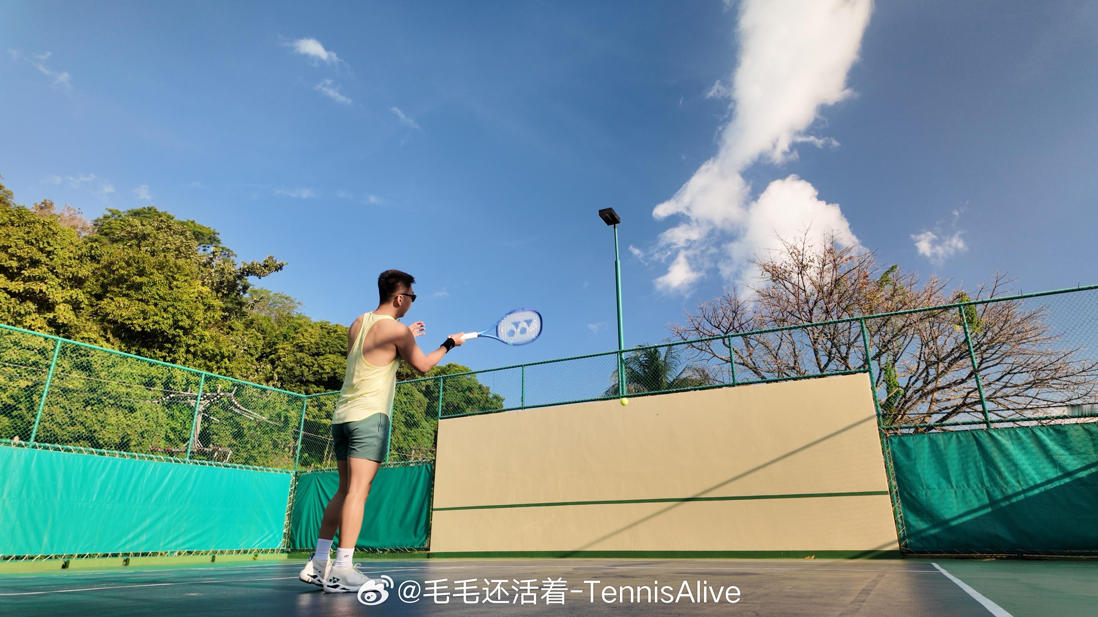 【大小威前教练说废话：德约可以夺冠】“德约科维奇可以在2026年赢得大满贯冠军…