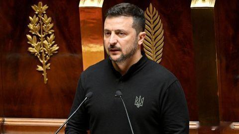 【泽连斯基谈美国安全保障：相关条款的效力堪比北约宪章第五条】12月9日，泽连