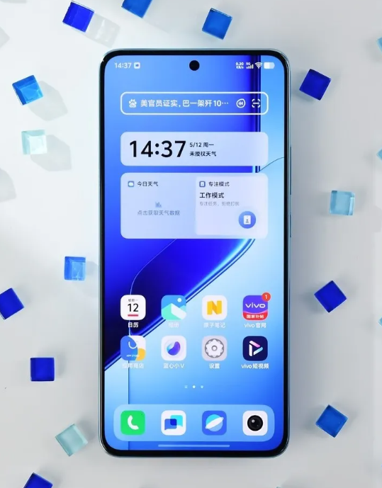 iQOONeo10Pro+图赏：像素风背板，购买意见及推荐人群
