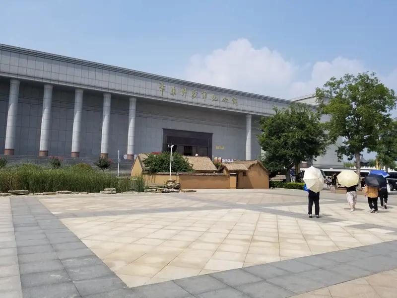 2026年4月15日，西南大学校史文博场馆全新开馆，其中就有新建的袁隆平纪念馆。