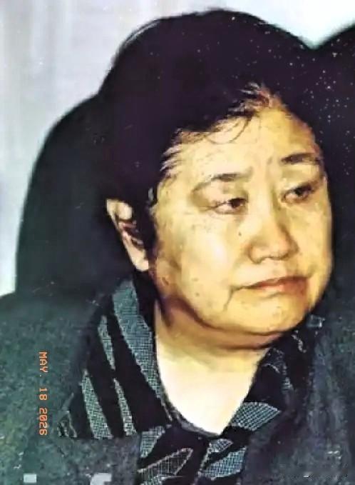 她就是被誉为纪检“铁娘子”和当代“女包公”的中央纪委原副书记——刘丽英。刘丽英