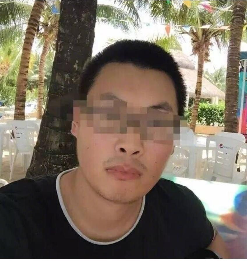 舔狗最后一无所有。2017年3月21日清晨，杭州滨江区盛庐小区一栋高层楼下传