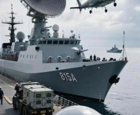 “看不见的利剑：中国815电子侦察船如何让航母绕道、海盗退散？”