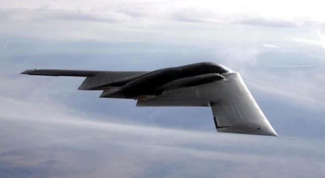 有人推演过，美军一级战备到底有多可怕。一架B-2轰炸机，不靠任何前线机场，直接从