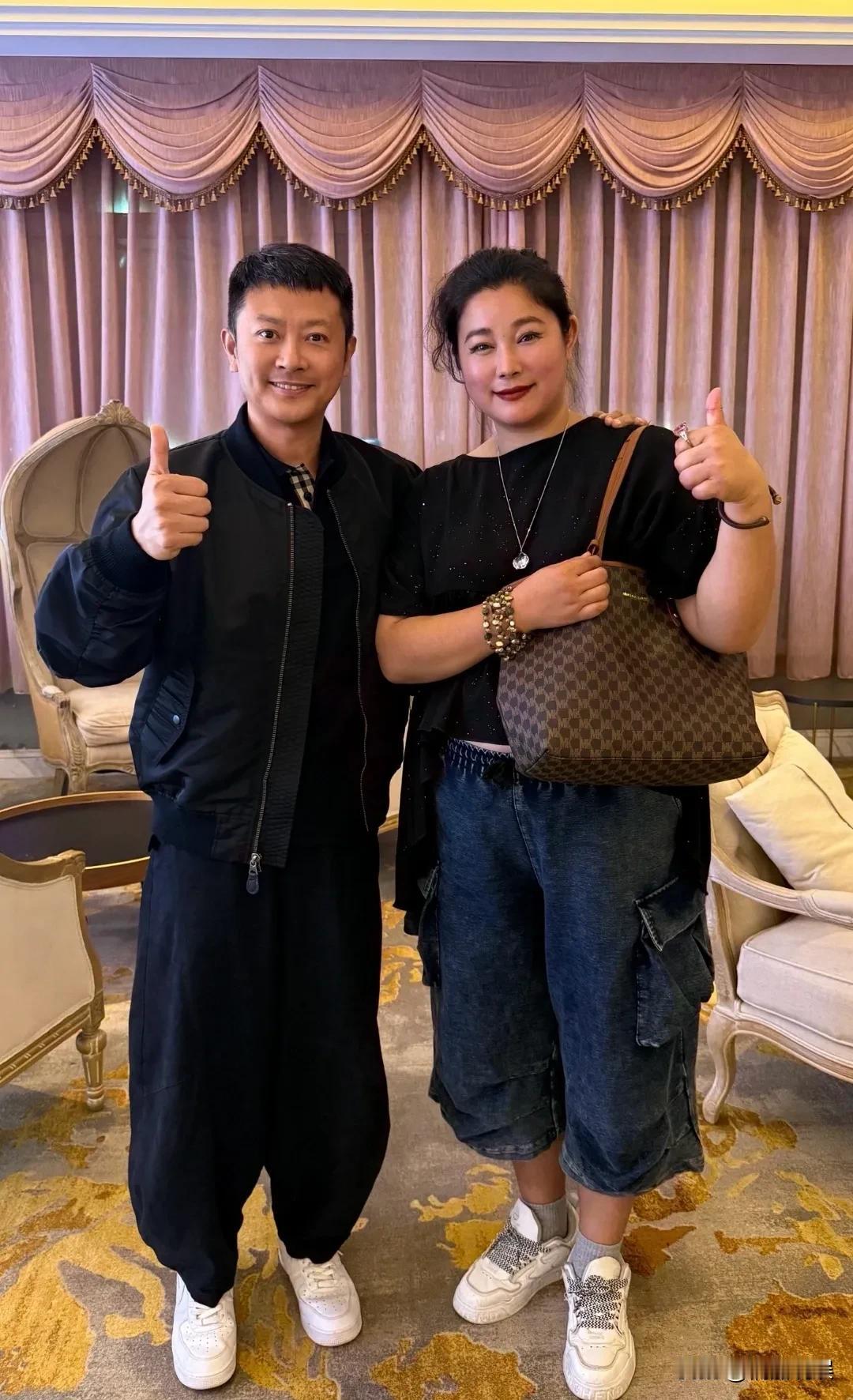 要我说，真不必吐槽于娜的身材，她底子那么好，就算胖了，现实中也是个穿大码的超级美