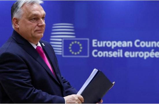 欧尔班的下场已经不言而喻了，如果他下台了，那么最好的避难方法，大概率就是逃往俄罗