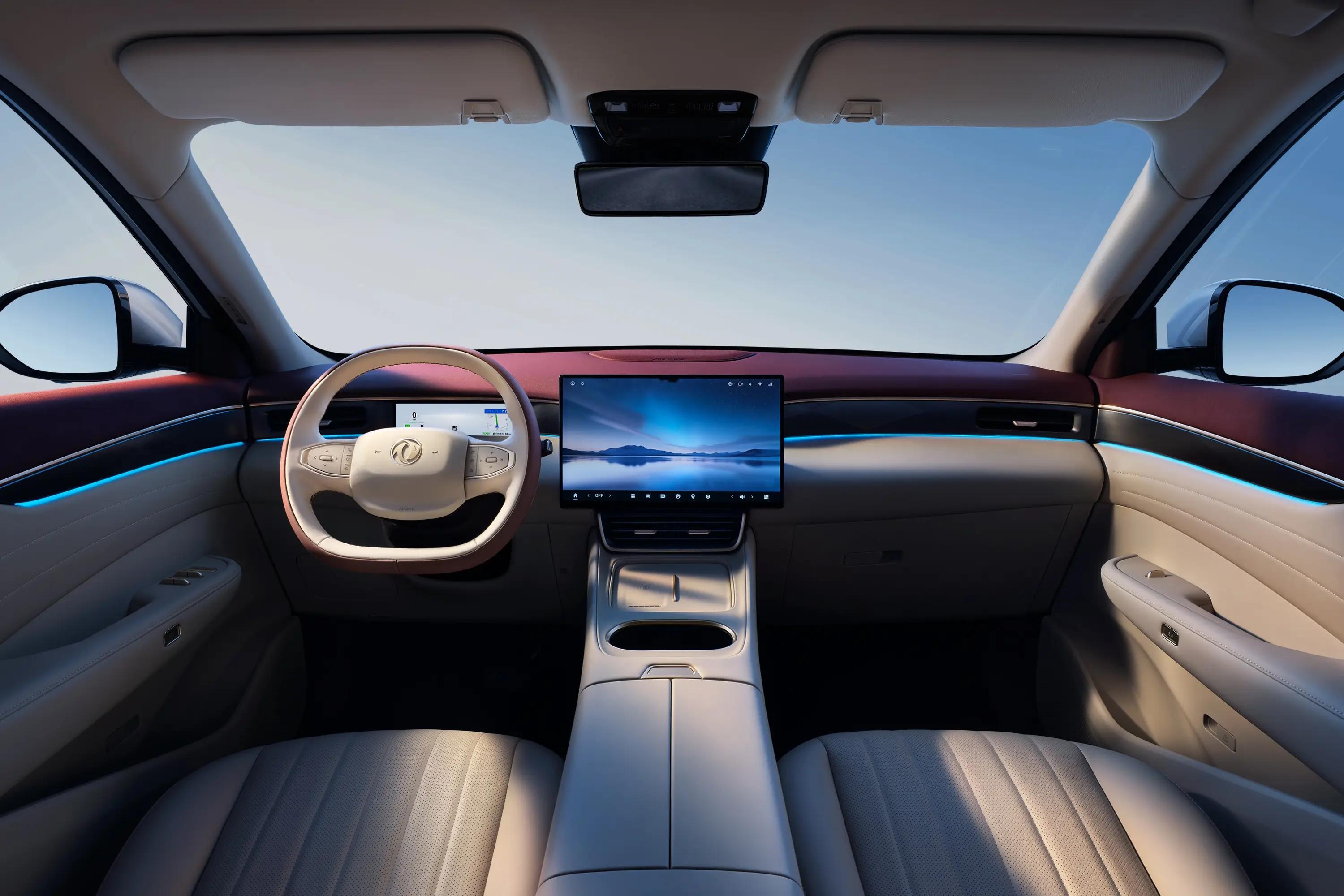 这段时间开着东风风神L8，不管是跑长途出差，还是周末带家人周边玩，都越开越合心意