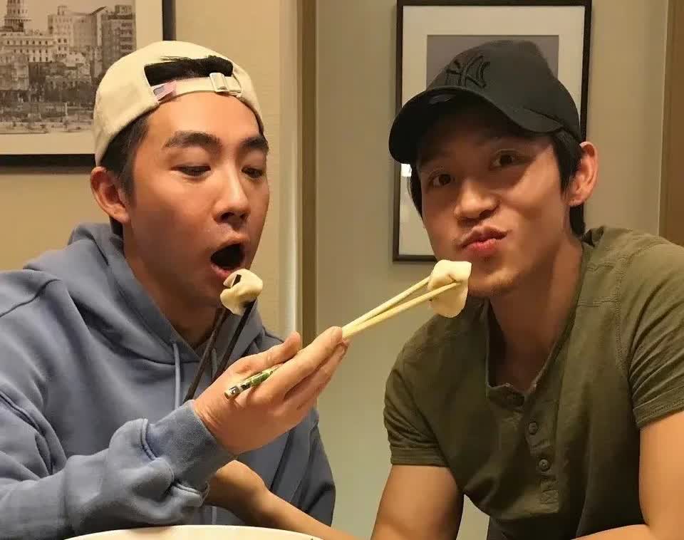 魏晨说，俞灏明曾经说过，我结婚他会送一套房子给我，但是他食言了俞灏明跟魏