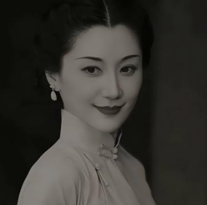 1948年，年轻漂亮的国军团长妻子陈愉照顾丈夫住院期间，惨被欺负，事后，院方劝她