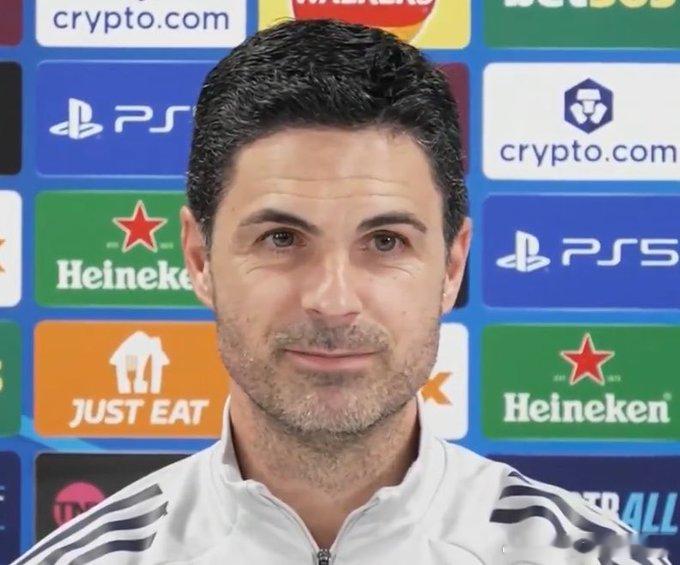 记者：“瓜迪奥拉提到，他这段时间状态好是因为阳光充足。为什么阿森纳的情况恰恰相