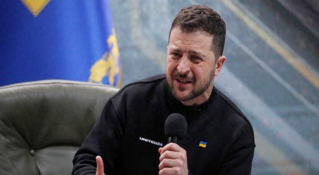 绝境逼降！900亿卡死3个月，泽连斯基含泪摊牌：要么给钱，要么崩盘。欧盟