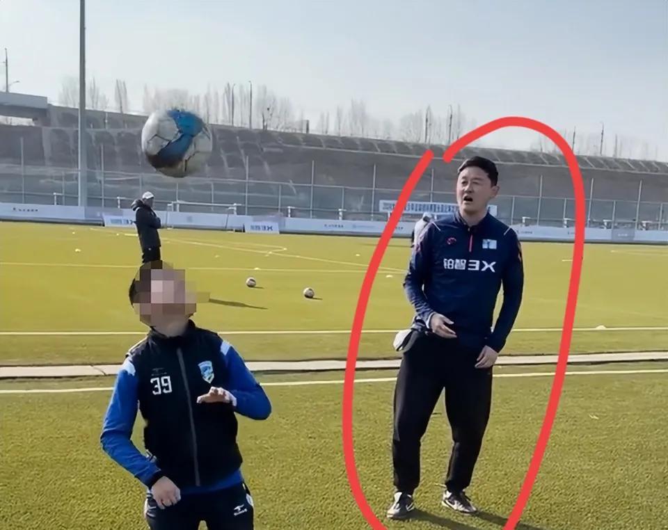 如果这次把孙继海整死，这种环境下，以后全中国都没人敢搞青训了！我一个朋友的儿子