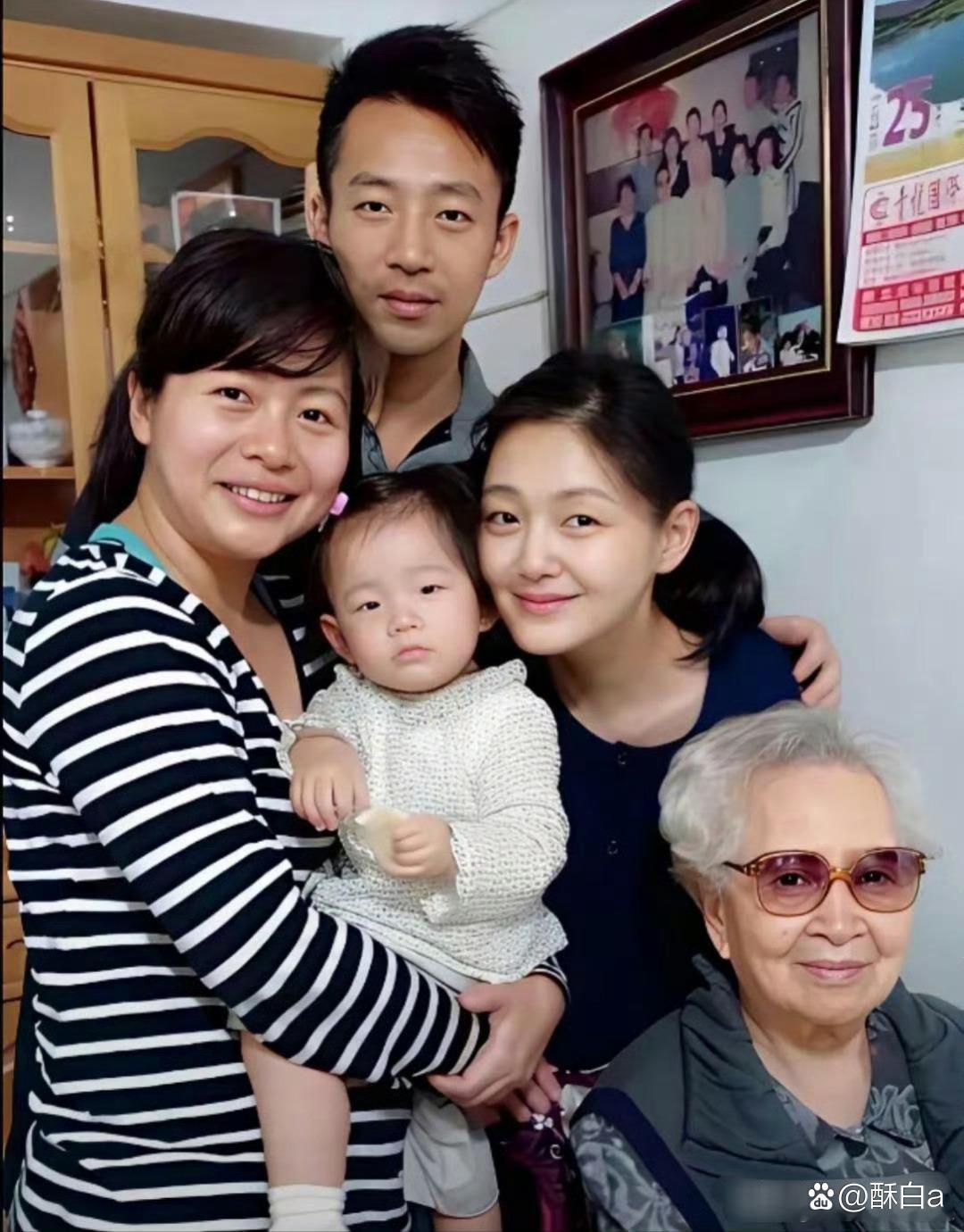 大S那个时候可真漂亮啊。