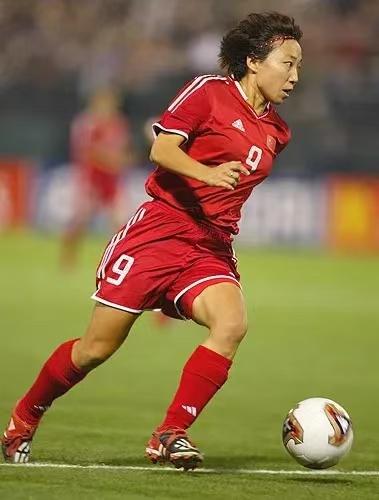 有网友说女足怕澳大利亚？没这个说法，尤其是在孙雯那一代，基本上是碾压澳大利亚的