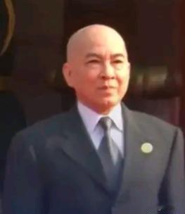 为啥今天我们对柬埔寨不再那么鼎力支持了？直白的说，西哈努克亲王救了柬埔寨一