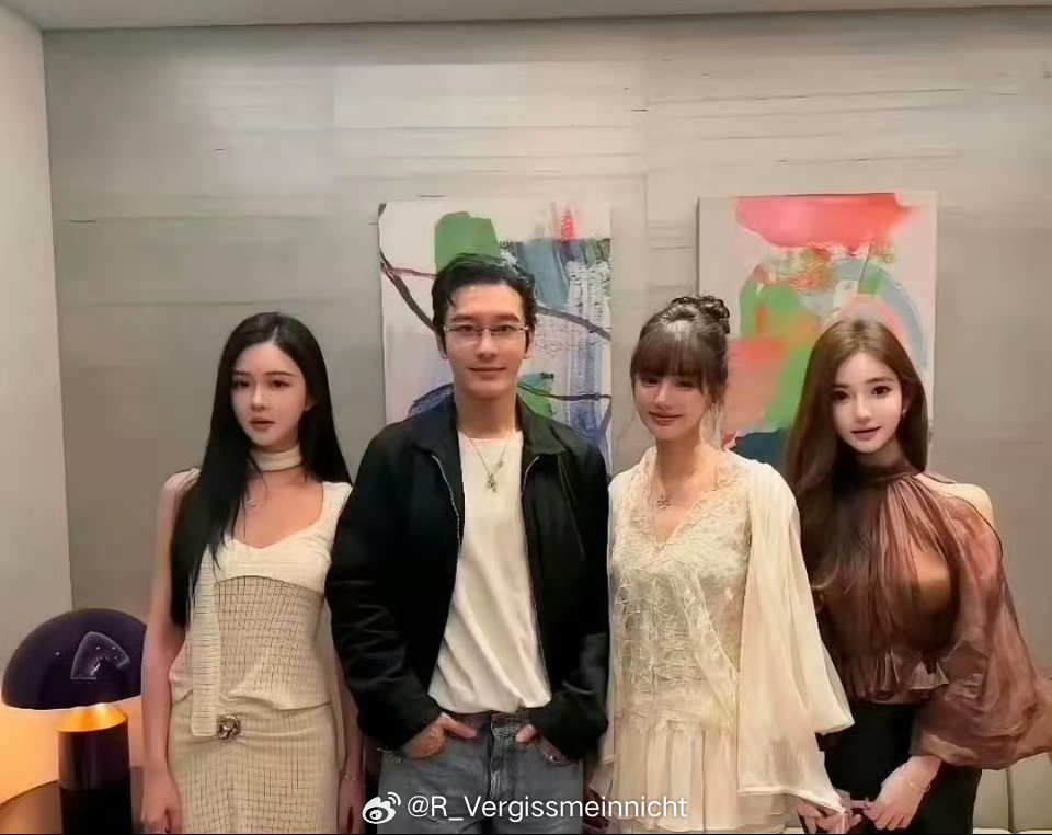他把自己的老婆弄丢以后，又满世界找她老婆的高仿版！