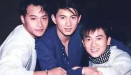 有一次，苏有朋对曾经的“小虎队”成员陈志朋、吴奇隆说：“我们该约吃饭了。”两人都