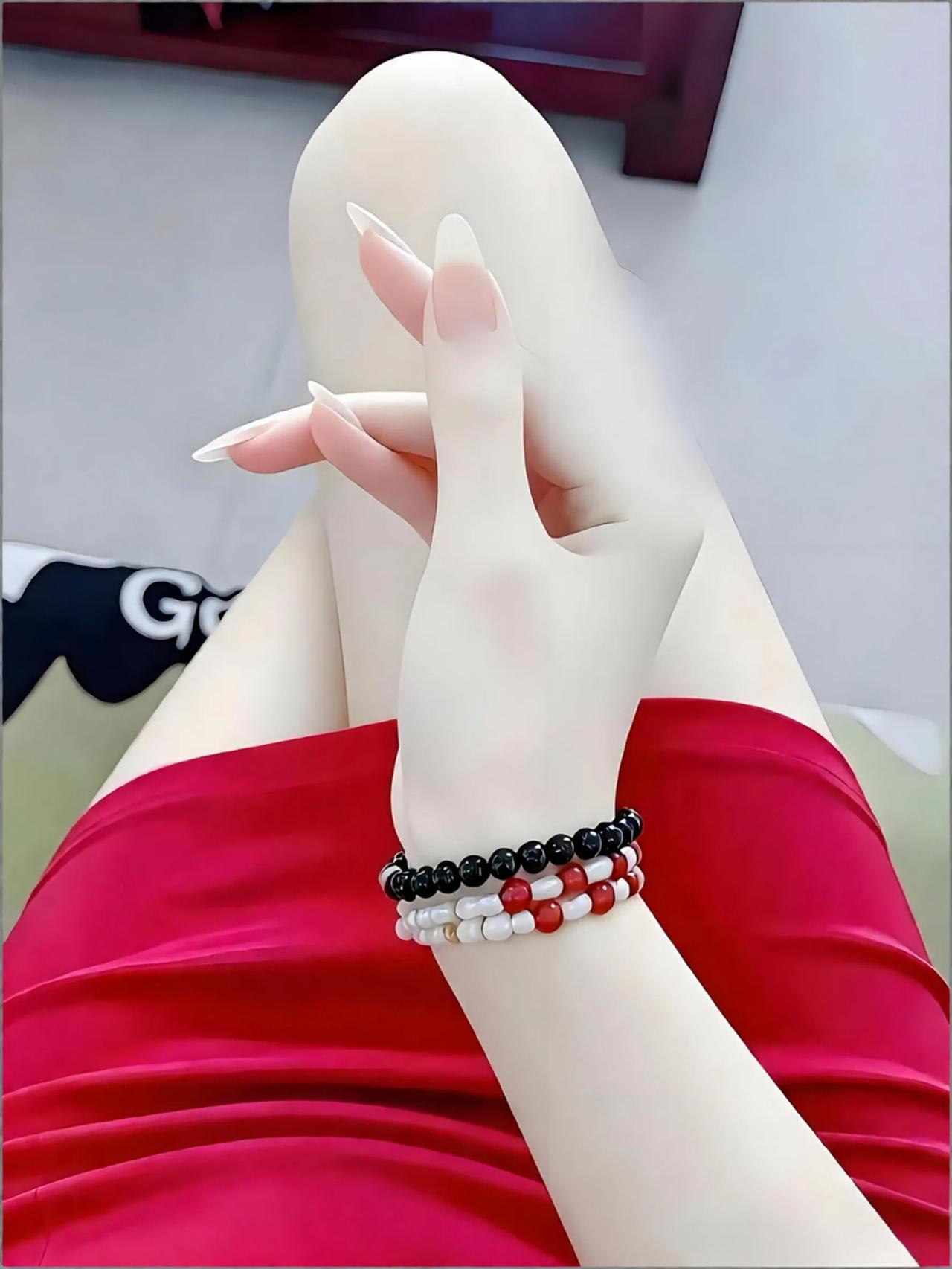 这么漂亮的手适合干什么工作？