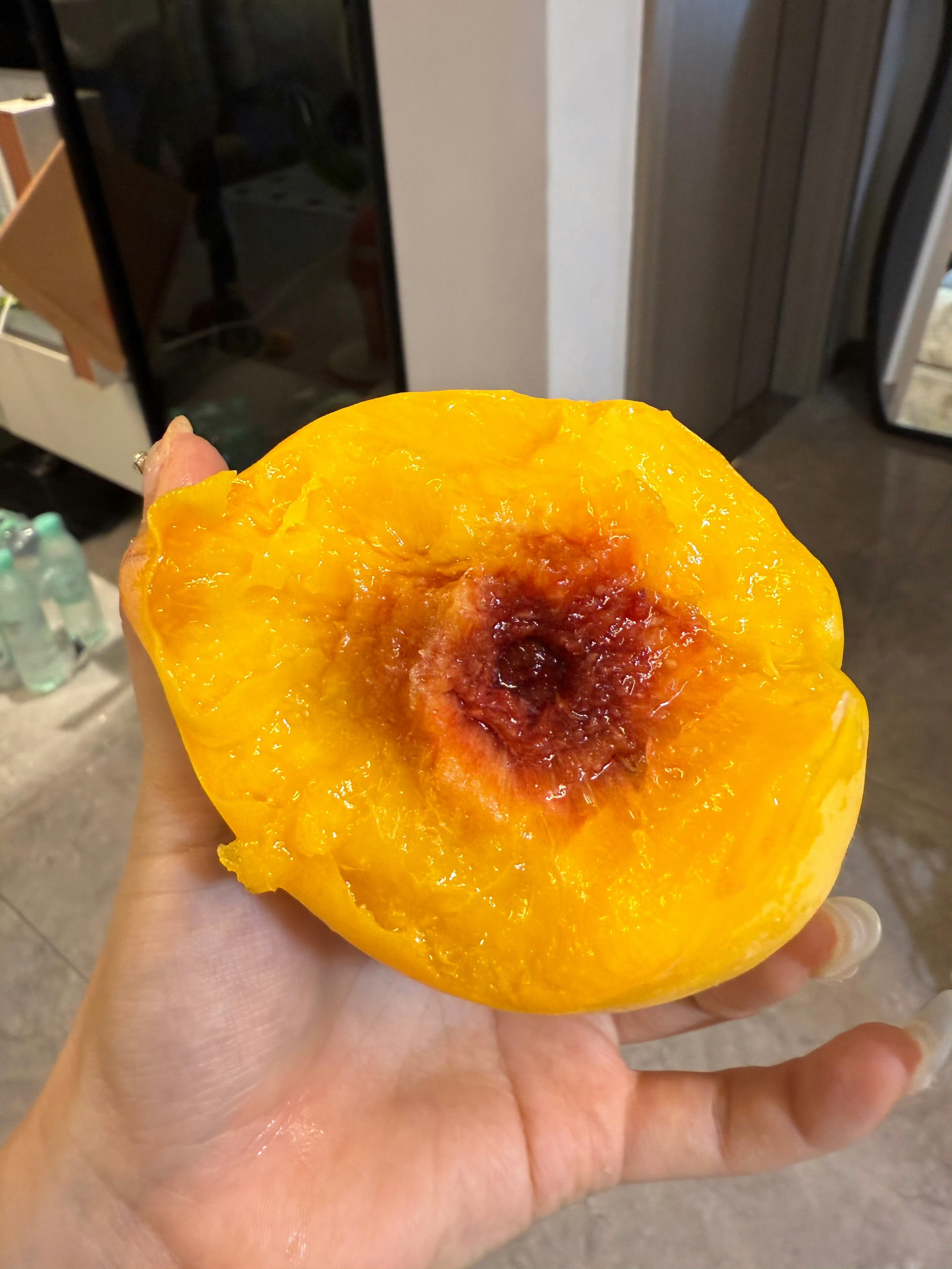 朋友们！！黄桃倒计时！！一定不要错过我家黄桃都是自家种植没有什么保鲜剂什么催熟