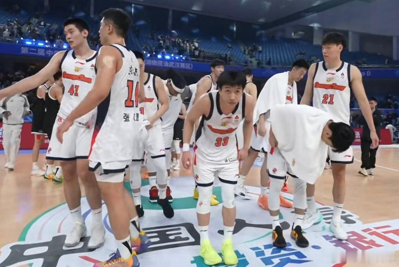 CBA俱乐部杯八强出炉：广厦、广东、山西、上海、浙江、山东、吉林、北控八强比赛将